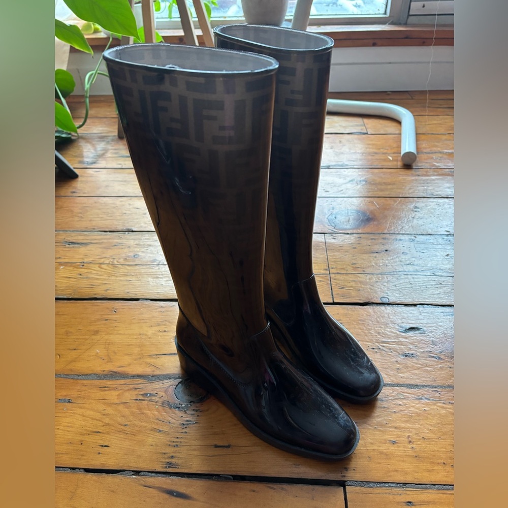 Vintage Fendi Rainboots